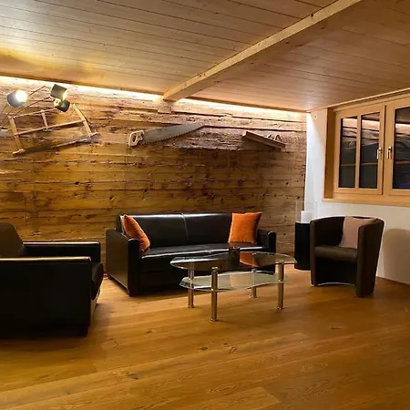 5 Bedrooms Bruenig Chalet *