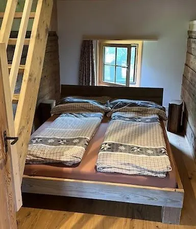 5 Bedrooms Bruenig