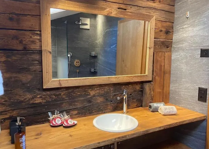 5 Bedrooms Bruenig Chalé *