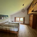 5 Bedrooms Bruenig Horská chata