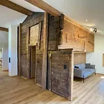 5 Bedrooms Bruenig