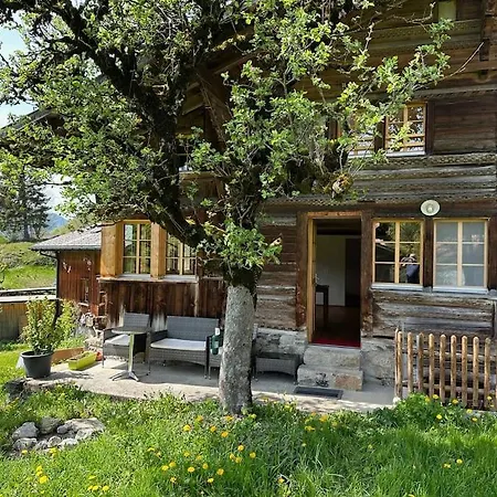 5 Bedrooms Bruenig Alpstuga *