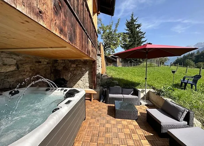 5 Bedrooms Bruenig