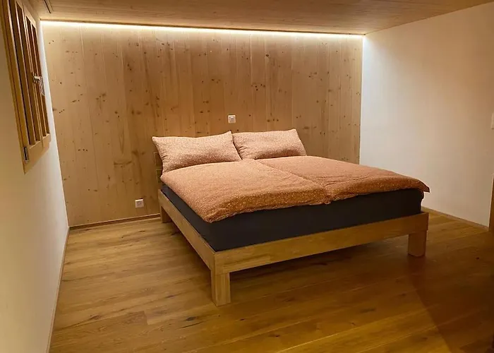 Alpstuga 5 Bedrooms Bruenig